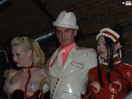 Noch größer (XXL-Format)? Klicke auf das Bild...